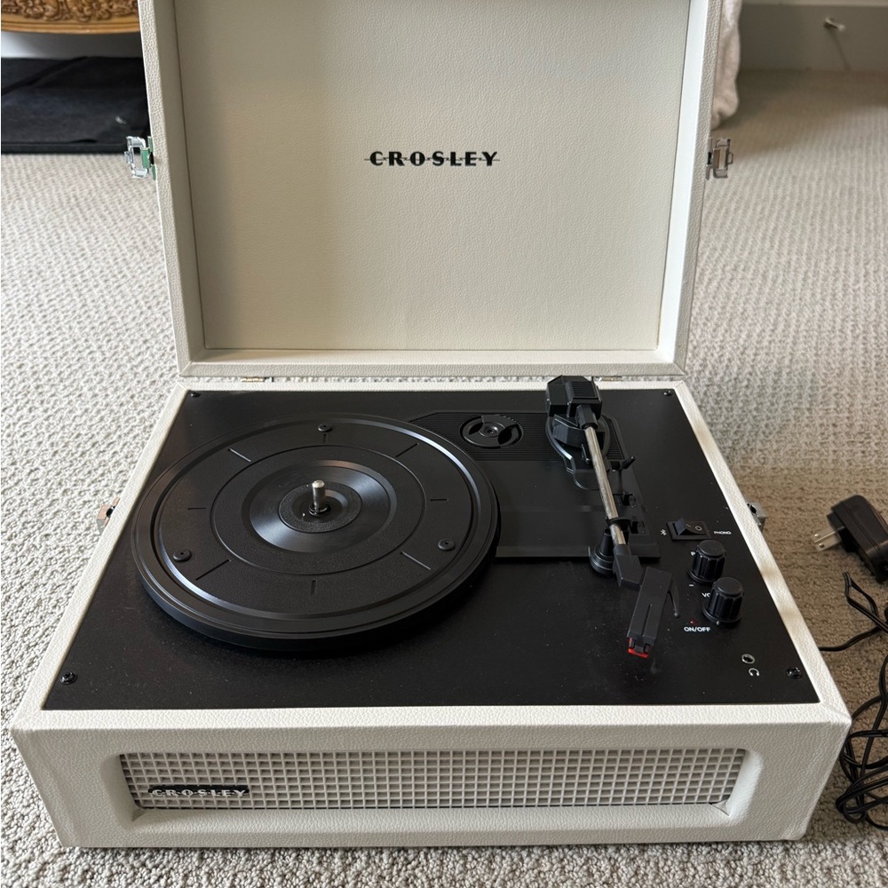 Crosley Voyager Portable Record Player